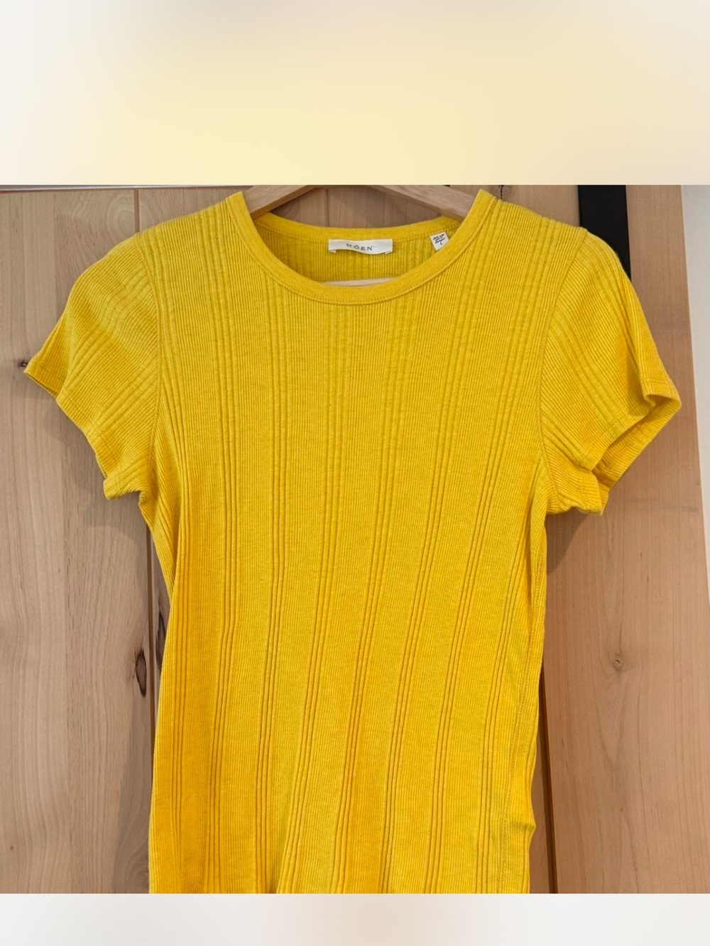Doen Bright Yellow Ribbed Short Sleeve Tee doen Vivi cashmere tee